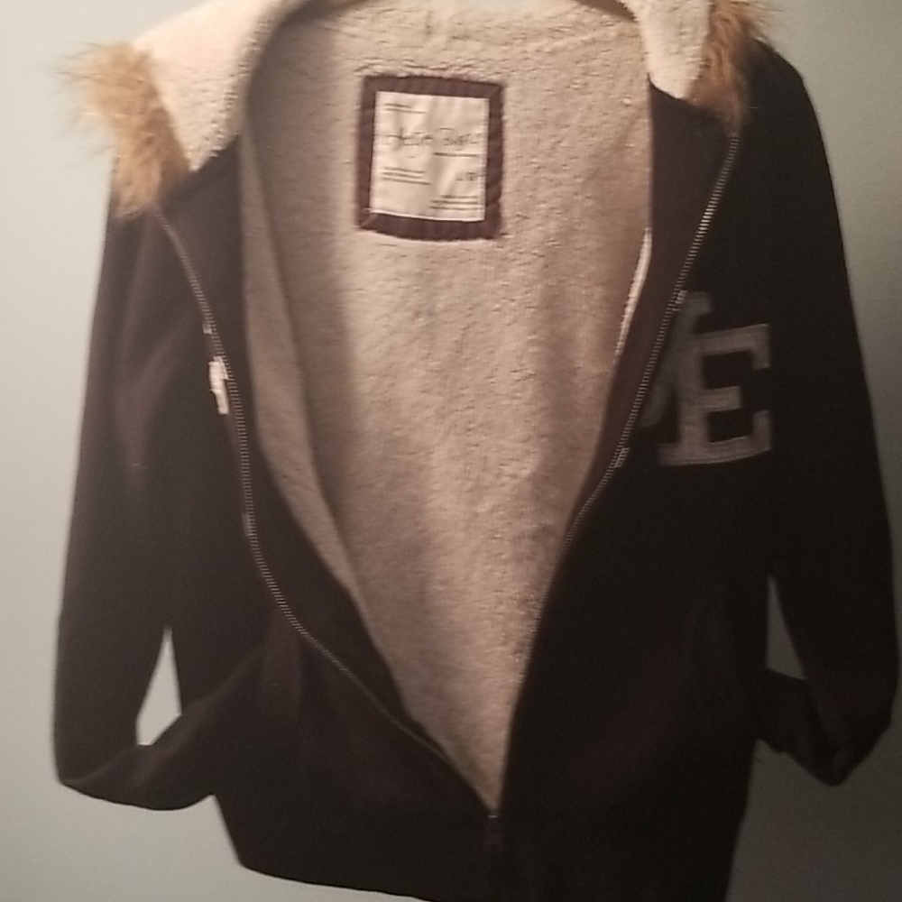 Jacket - Picture 3 of 3